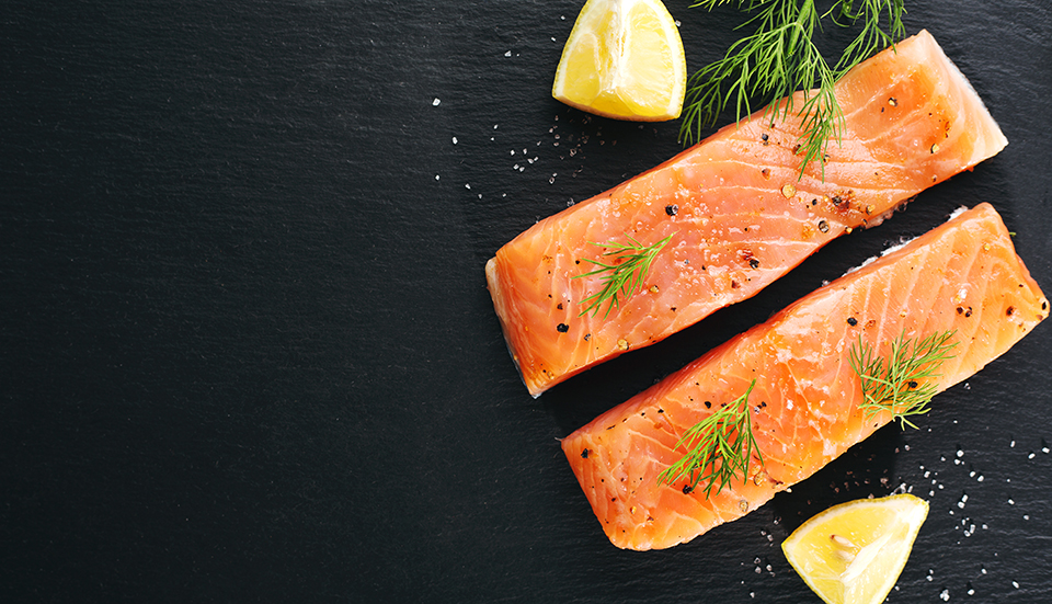 Association mets et vins : Saumon & vins blancs